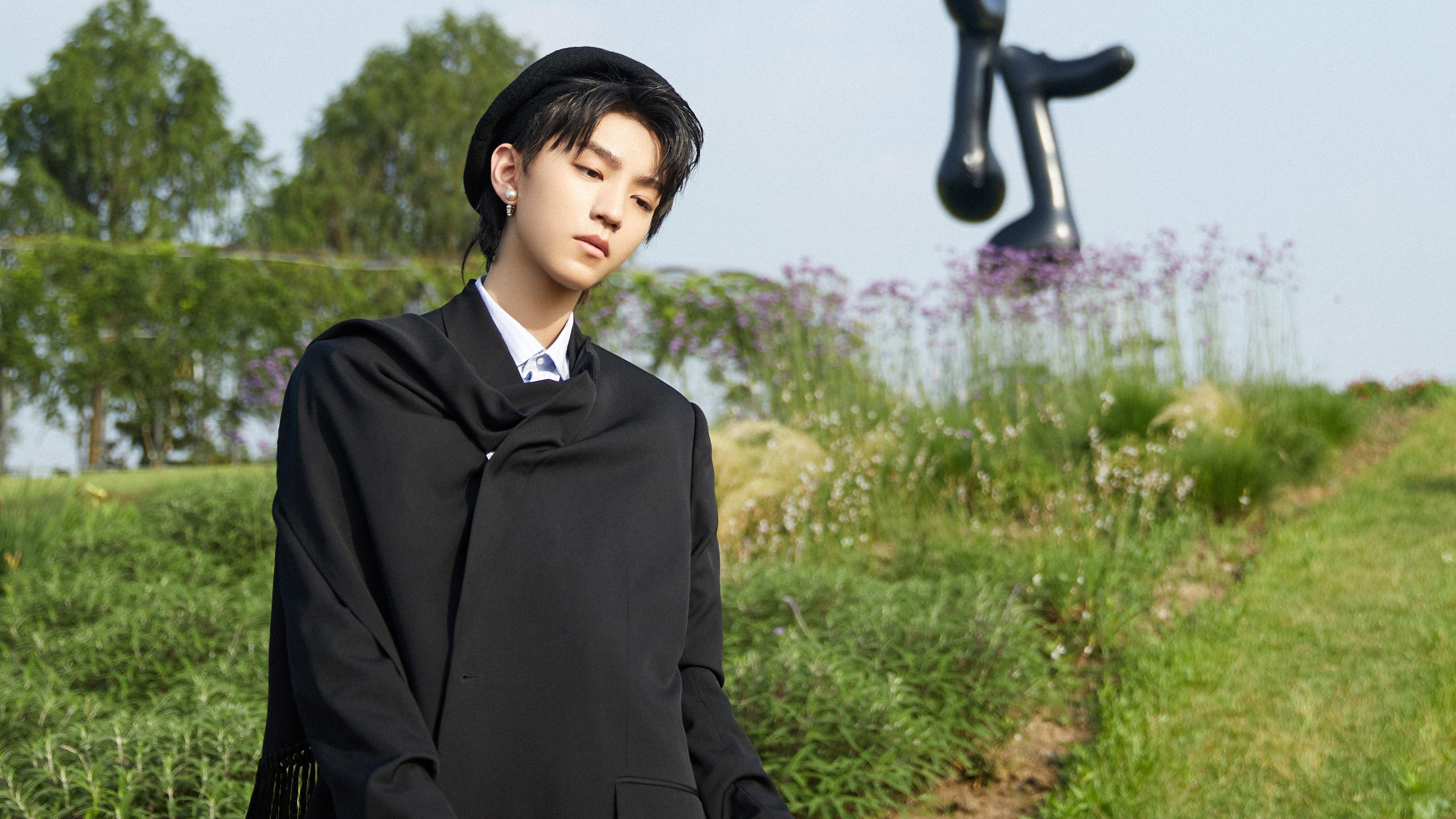 瓦伦西亚客场0-2不敌西班牙人,遭遇三连败,0304瓦伦西亚