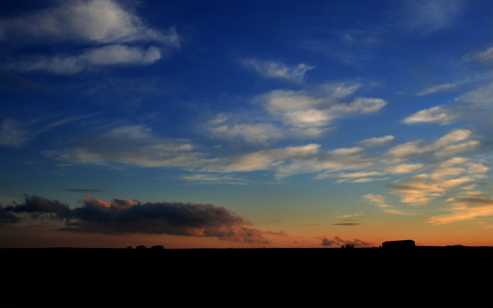 开云首页登录-篮网加强球员沟通提升场上协同，篮网队内训练